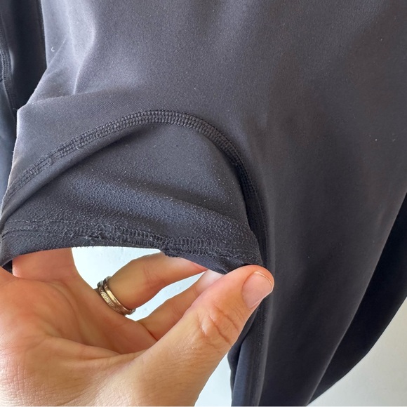 Lululemon all the right places crop ll 23” black - Picture 4 of 8